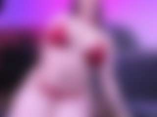 Live cam show with Alyssa-Kross - Shaved Pussy on testsause.com