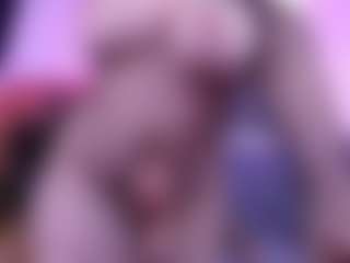 Live cam show with Alyssa-Kross - Latina Petite on Camsoda | colombia