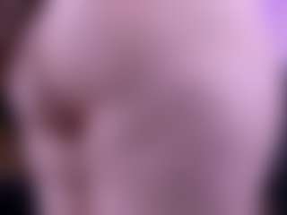 Live cam show with Alyssa-Kross - Orgasm on Camsoda