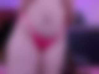 Live cam show with Alyssa-Kross - Big Tits on Fling VIP Chat
