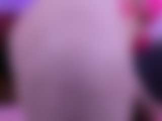 Live cam show with Alyssa-Kross - Fingering on Milfs Live