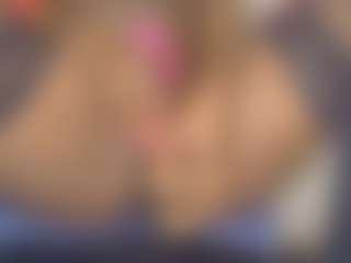 curvybunny2's Live Sex Cam Show