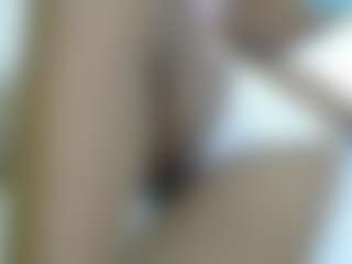 Live cam show with Cuteavrl - Ebony on Fapmatic.com