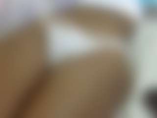Live cam show with Cuteavrl - Ebony on luckytryst.com | united states