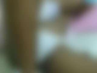 Live cam show with Cuteavrl - Small Tits on milfzrlive.com