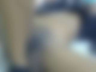 Live cam show with Cuteavrl - Ebony on Milfs Live | united states