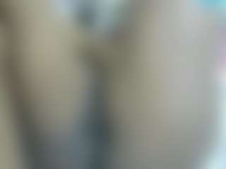 Live cam show with Cuteavrl - Athletic Ebony on Fling VIP Chat
