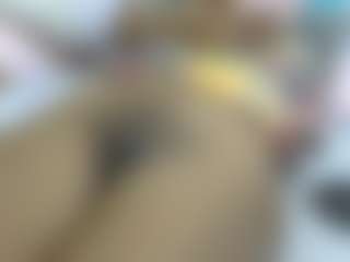 Live cam show with Cuteavrl - Ebony Small Tits on sexylivex.com