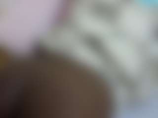 Live cam show with Cuteavrl - Athletic Ebony on MyBangCams
