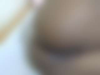 Live cam show with Cuteavrl - Athletic Ebony on Dare Cams