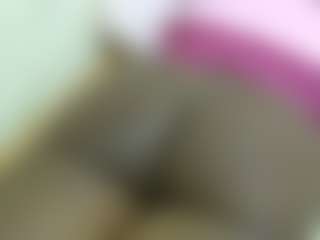 Live cam show with Cuteavrl - Athletic Ebony on Camsoda