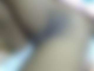 Live cam show with Cuteavrl - Ebony Teen (18+) on camtv