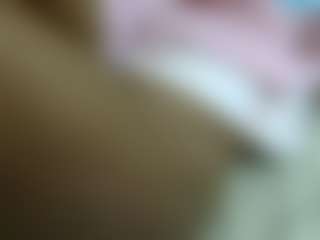 Live cam show with Cuteavrl - Ebony on camgirlchat.live | united states