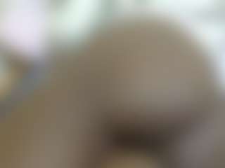 Spettacolo in cam dal vivo con Cuteavrl - Black Amateur su Camsoda