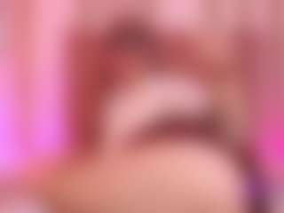 Live cam show with Katy Van - Petite Toys on camtv