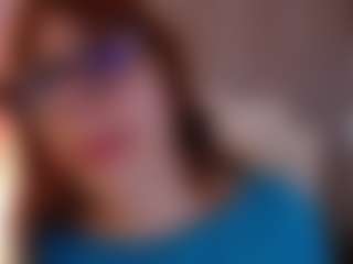Live cam show with Katy Van - Striptease on Hubzter Live