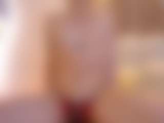 Live cam show with Katy Van - Striptease on Camsoda