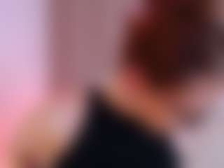 Live cam show with Katy Van - Bedroom Brown Hair on AdultVida.com