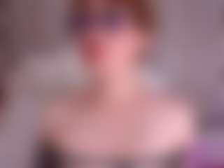 Live cam show with Katy Van - Camel Toe on TottyGirls