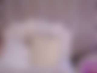 Live cam show with Katy Van - Dildo Or Vibrator on Livezox