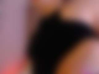 Live cam show with Katy Van - Erotic Dance on Lustler