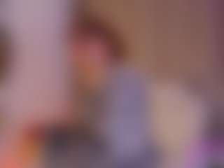 Live cam show with Katy Van - Brown Eyes on hotwifechat.live