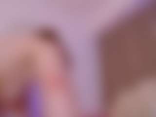 Live cam show with Katy Van - Asshole on Camsoda