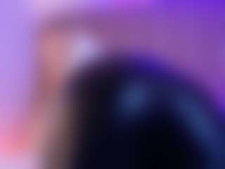 Live cam show with Katy Van - Petite on madthumbs