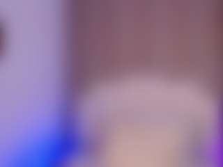 Live cam show with Katy Van - Sexy on Camsoda