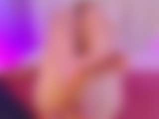 Live cam show with Katy Van - Camel Toe on StripNow