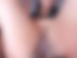 Live cam show with ValeryMeyerr - Shaved Pussy on Camsoda