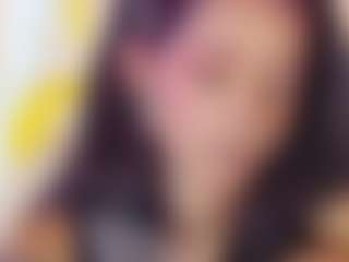 Live cam show with Zorra-violeta - Camel Toe on Soda Cam