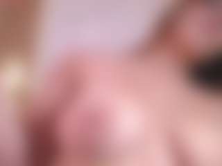 Anthonela-love's Live Sex Cam Show