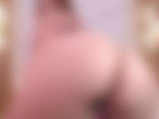 Live cam show with Anthonela-love - Brown Eyes Big Tits on Mixed Magazine Live
