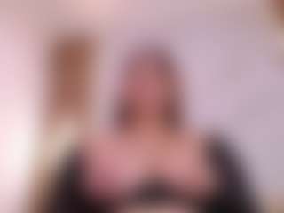 Live cam show with Anthonela-love - New Teen (18+) on Camsoda