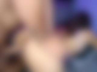 sara_and_lion's Live Sex Cam Show
