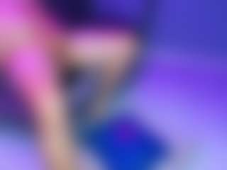 Live cam show with sara_and_lion - Bikini on CamClone