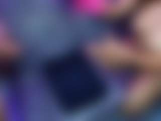 sara_and_lion's Live Sex Cam Show