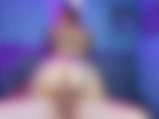 Live cam show with sara_and_lion - Blonde Hair Amateur on livesuperchat.net