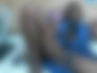 Live cam show with MAGNETIC-QUEEN - Ebony on CamwithHer