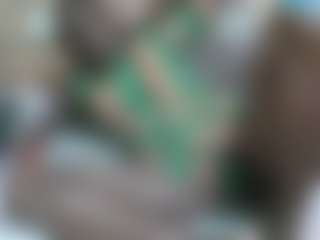 Live cam show with MAGNETIC-QUEEN - Ebony Teen (18+) on Free Soda