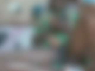 Live cam show with MAGNETIC-QUEEN - Ebony on livesuperchat.net