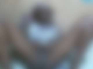 Live cam show with MAGNETIC-QUEEN - Lush on livesexfox.com