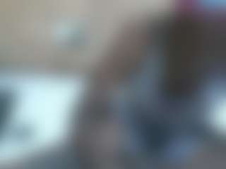 Live cam show with MAGNETIC-QUEEN - Bedroom on sexytreat.net