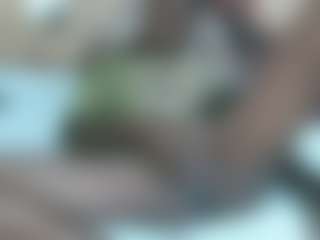 Spettacolo in cam dal vivo con MAGNETIC-QUEEN - Lush su Camsoda