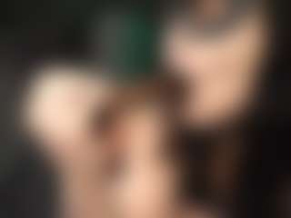 Live cam show with EvaCrux - Facial Piercings on CamSodaAdn