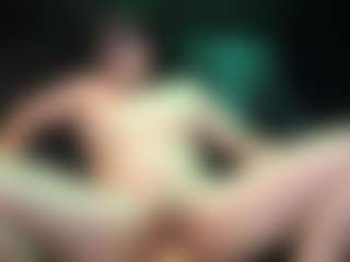 EvaCrux's Live Sex Cam Show