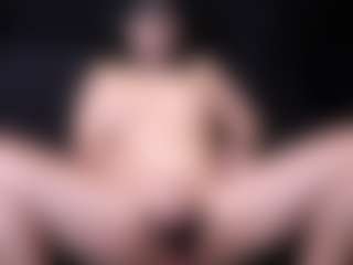 Live cam show with EvaCrux - Nipple Piercings on ObeyMaria