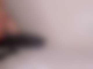 Live cam show with Sexyariah - Petite on Strip Flash - Live Sex Shows