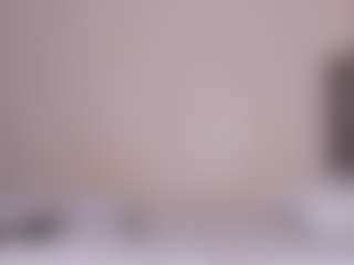 Live cam show with Sexyariah - Brown Eyes on Dolls Live
